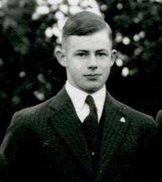 Alan Rogers (Prefect, 1946).